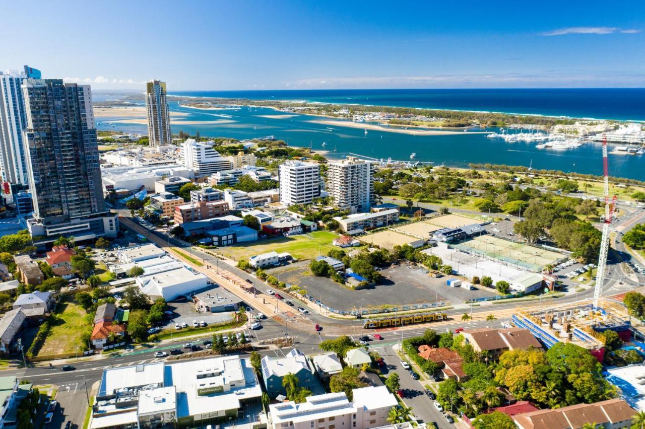 Aquarius Gold Coast Pansiyon Dış mekan fotoğraf